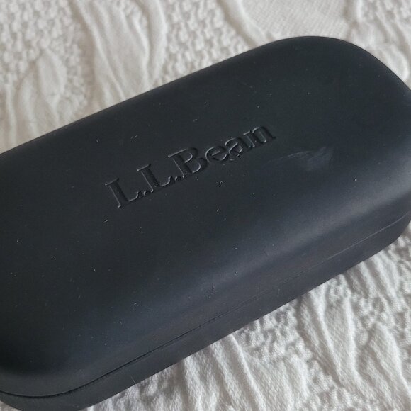 L.L. Bean Sunglasses with Case - Picture 9 of 9